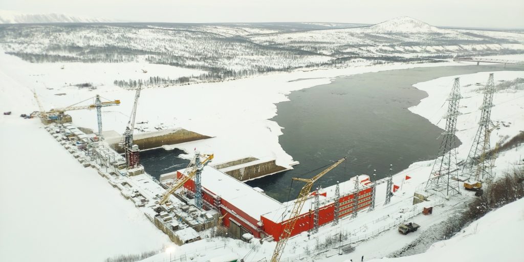 РусГидро ввело в эксплуатацию третий гидроагрегат Усть-Среднеканской ГЭС на Колыме - новости гидроэнергетики на ЭНЕРГОСМИ.РУ