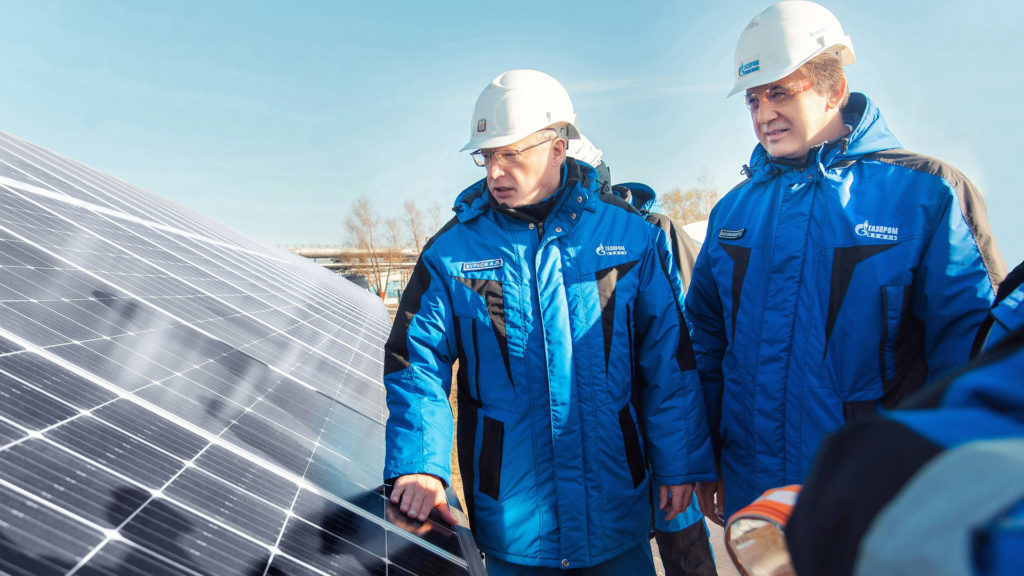 «Газпром нефть» начала производить солнечную электроэнергию на Омском НПЗ