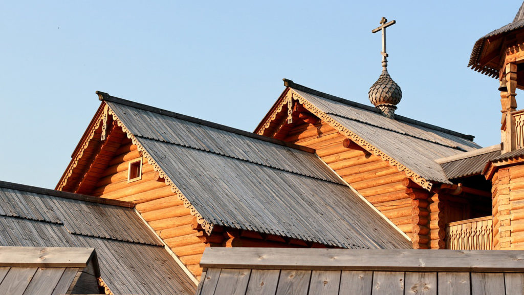 «Россети Юг» подключила к своим сетям уникальный деревянный храм в Волгоградской области