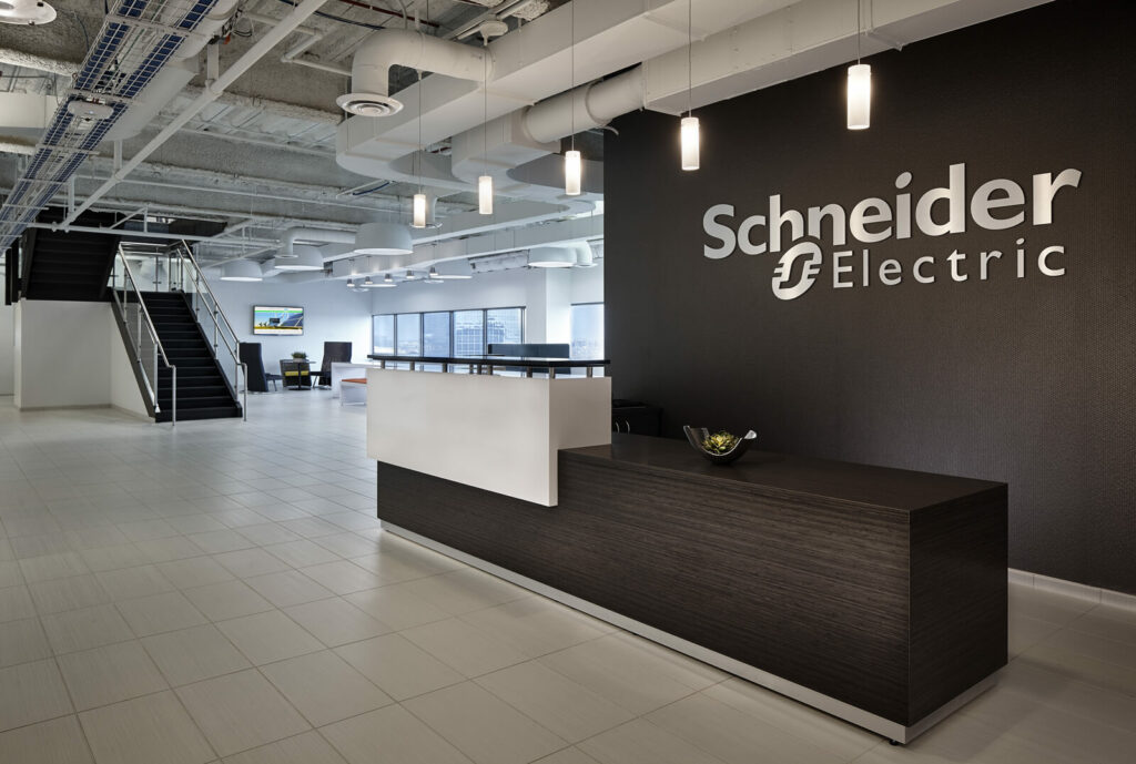 Тринадцать зданий Schneider Electric в мире стали «углеродно-нейтральными»