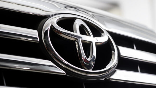 Toyota разрабатывает электромобиль с аккумуляторами многоразового использования в домашних условиях