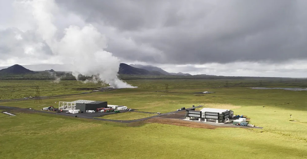 В Исландии заработало крупнейшее в мире предприятие по отбору углекислого газа из атмосферы