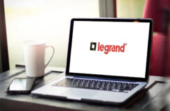 Группа Legrand открывает осеннюю серию вебинаров